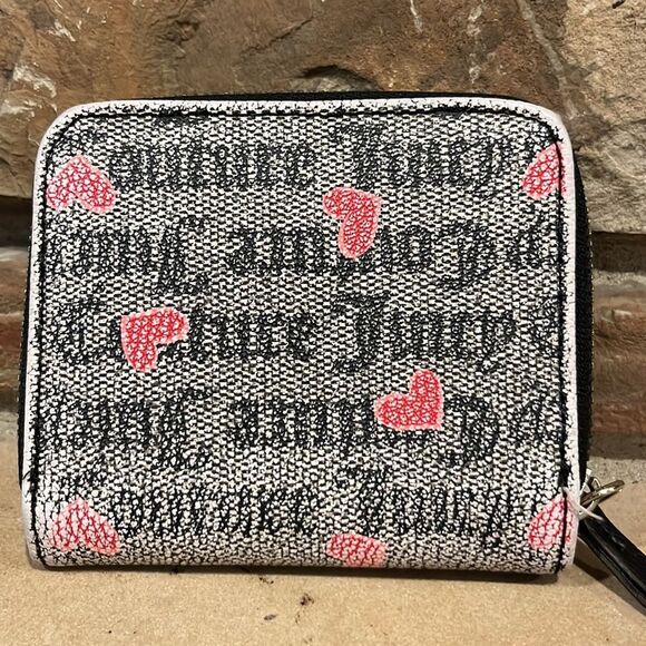Juicy Couture Heart Crown Bifold Zipper Wallet - Picture 3 of 5